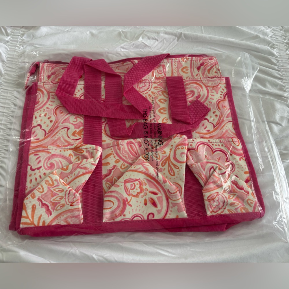 Thirty One ZipTop Organized Utility Tote. NIP. Painted Paisley. 7 Pockets. Pink